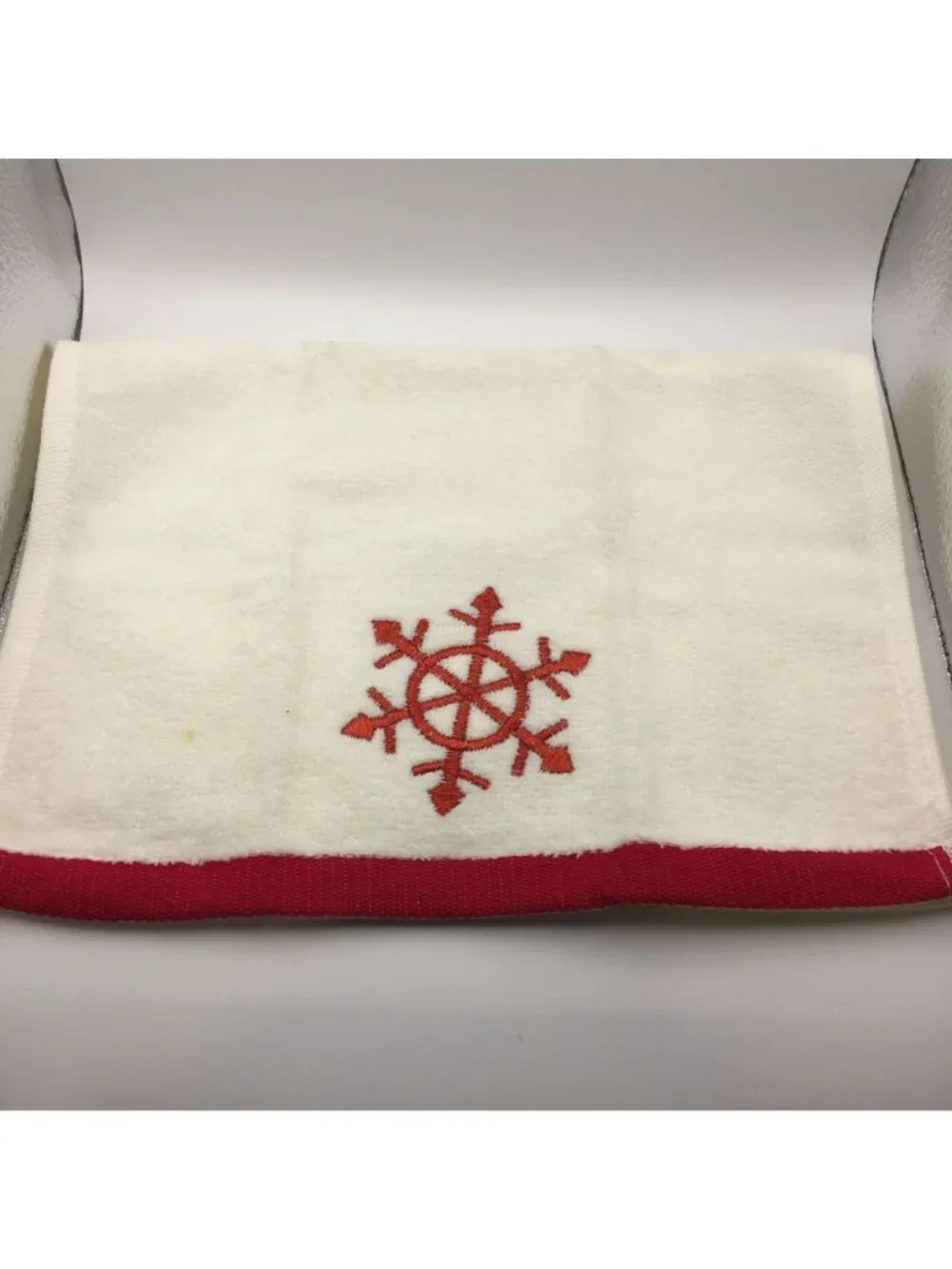 Christmas Conservatory Set 2 Mini Hand Towels 11x17